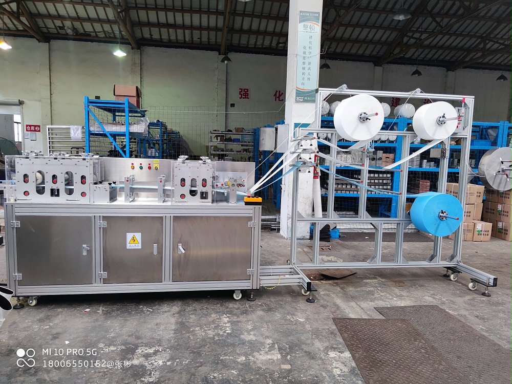 高速一拖一口罩機(jī)/高速平面口罩機(jī) 高速一拖一口罩機(jī)/高速平面口罩機(jī)