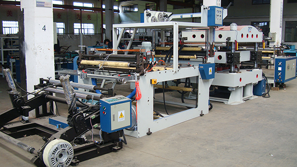 燙金機燙金工藝和效果怎樣來保證？